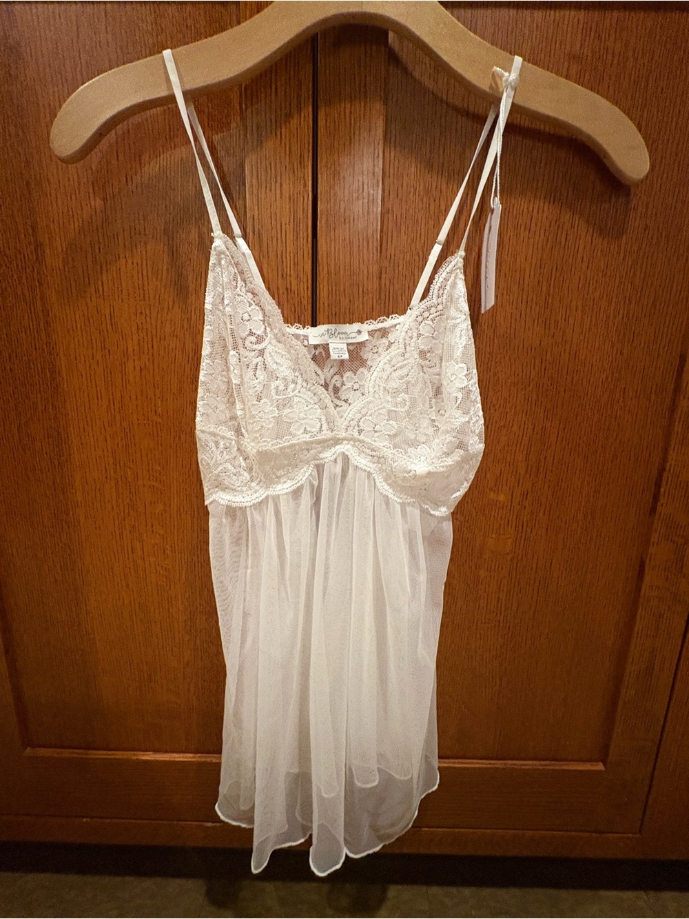 In Bloom by JonQuil NEW Babydoll Lingerie Set Negligee Thong White Bridal 👰‍♀️
